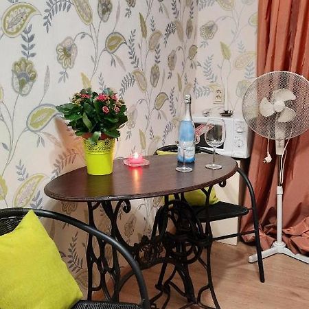 Madlena Buduar Apartment Riga Ngoại thất bức ảnh